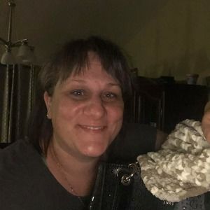 Meet your Posher, Leanne